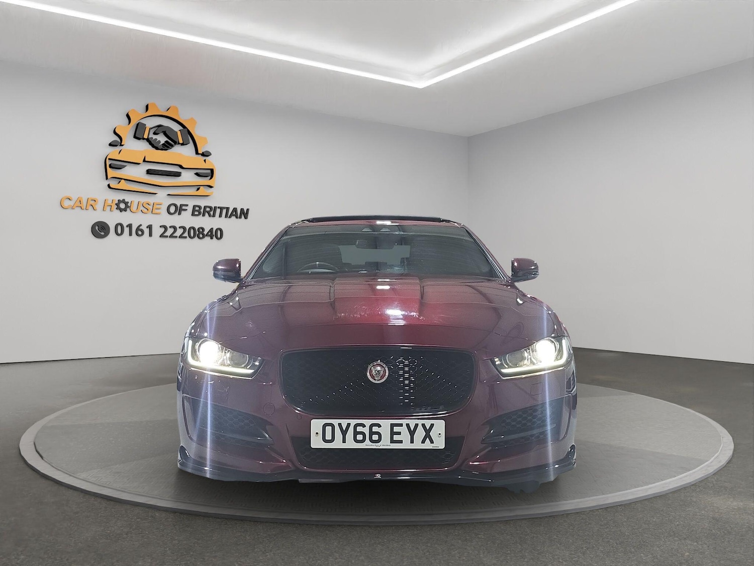 Used Jaguar XE 2016 for sale - 76689144: Photo 3