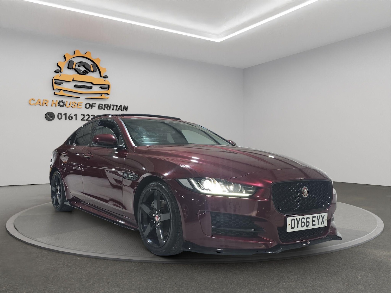 Used Jaguar XE 2016 for sale - 76689144: Photo 4