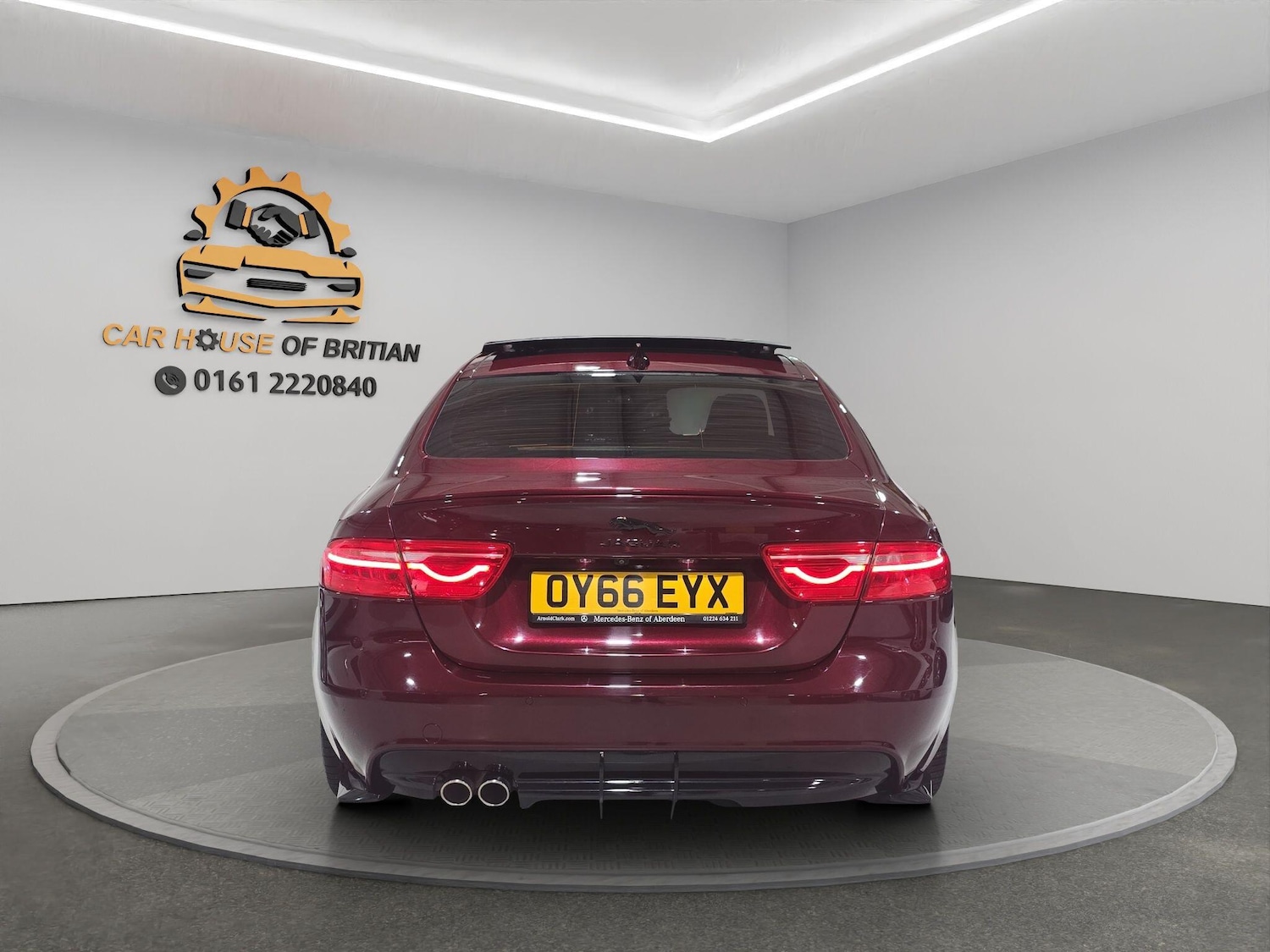 Used Jaguar XE 2016 for sale - 76689144: Photo 8