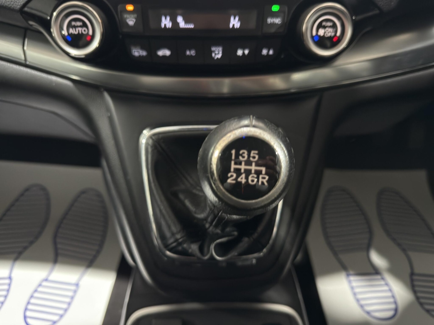 Used Honda CR-V 2016 for sale - 78220363: Photo 17