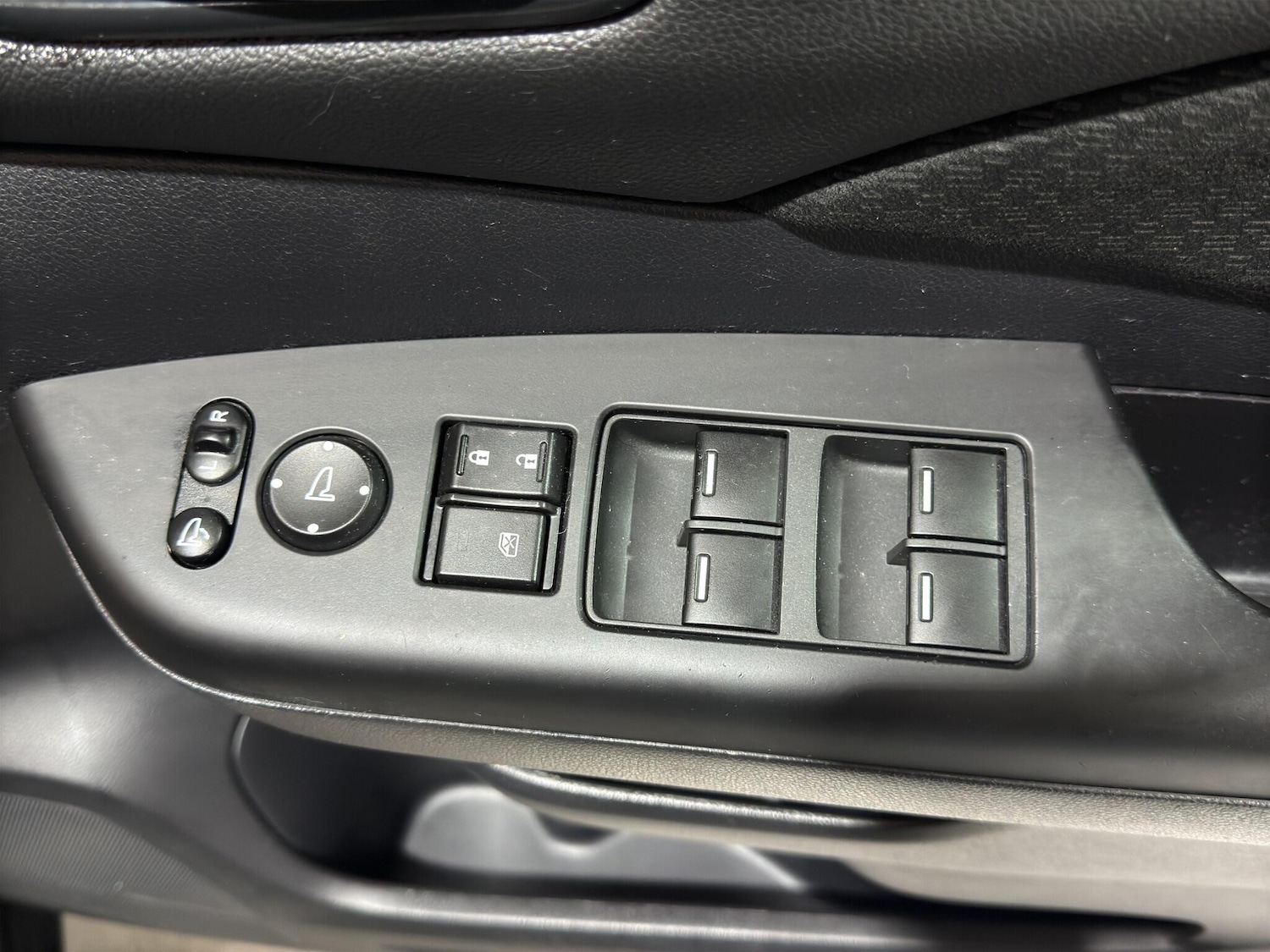 Used Honda CR-V 2016 for sale - 78220363: Photo 23