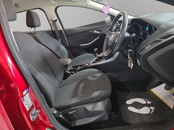 Used Ford Focus 2017 for sale - 74056806: Photo 11