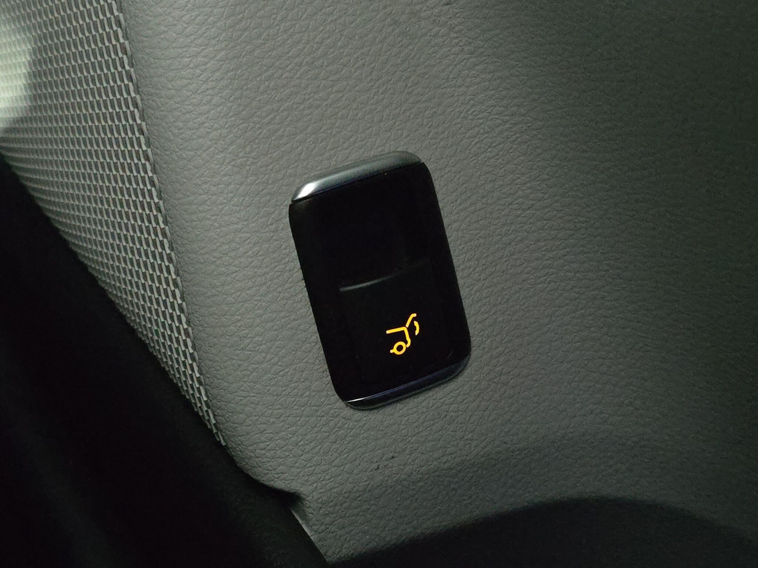 Used Mercedes-Benz GLA 2016 for sale - 77550222: Photo 29