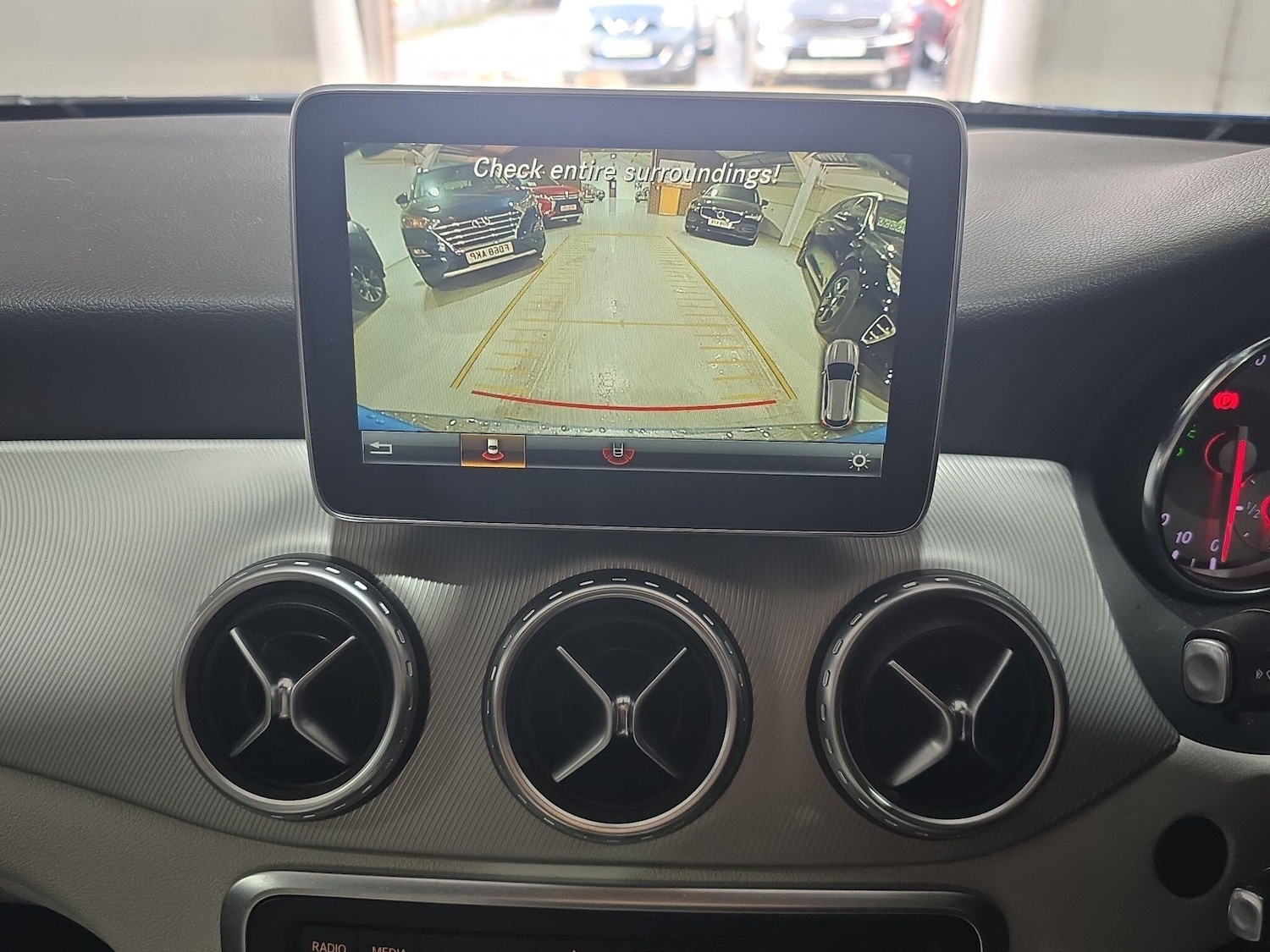 Used Mercedes-Benz GLA 2016 for sale - 77550222: Photo 31