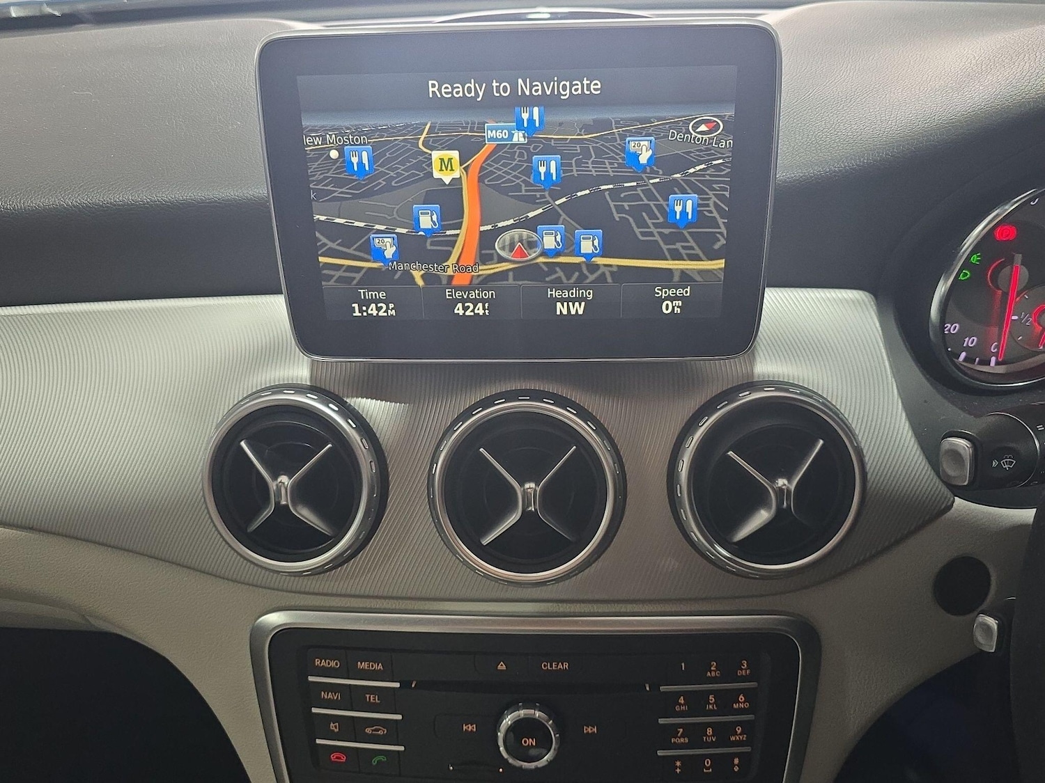 Used Mercedes-Benz GLA 2016 for sale - 77550222: Photo 32