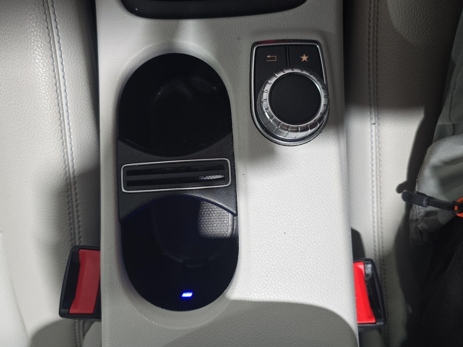 Used Mercedes-Benz GLA 2016 for sale - 77550222: Photo 33