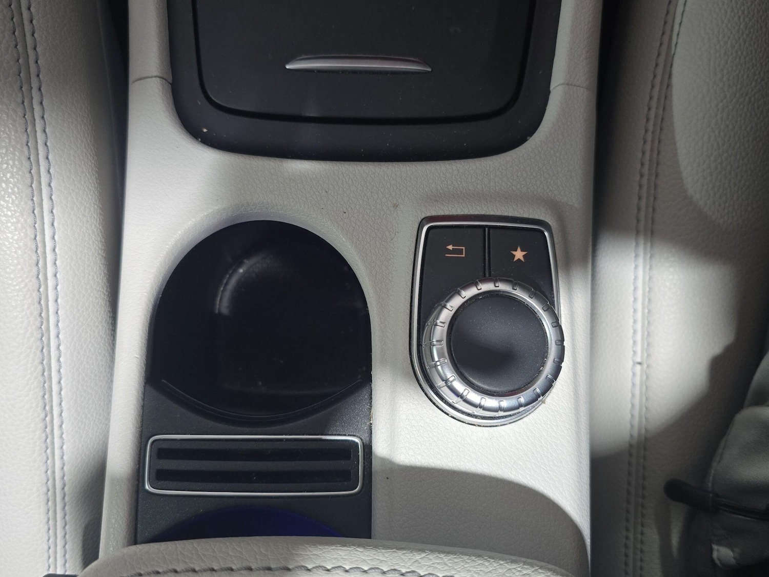 Used Mercedes-Benz GLA 2016 for sale - 77550222: Photo 34