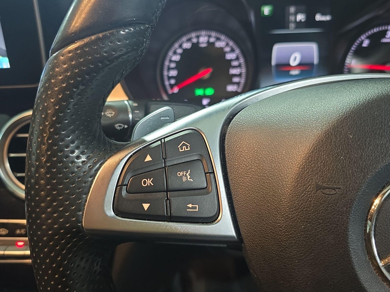 Used Mercedes-Benz C Class 2017 for sale - 77400628: Photo 22