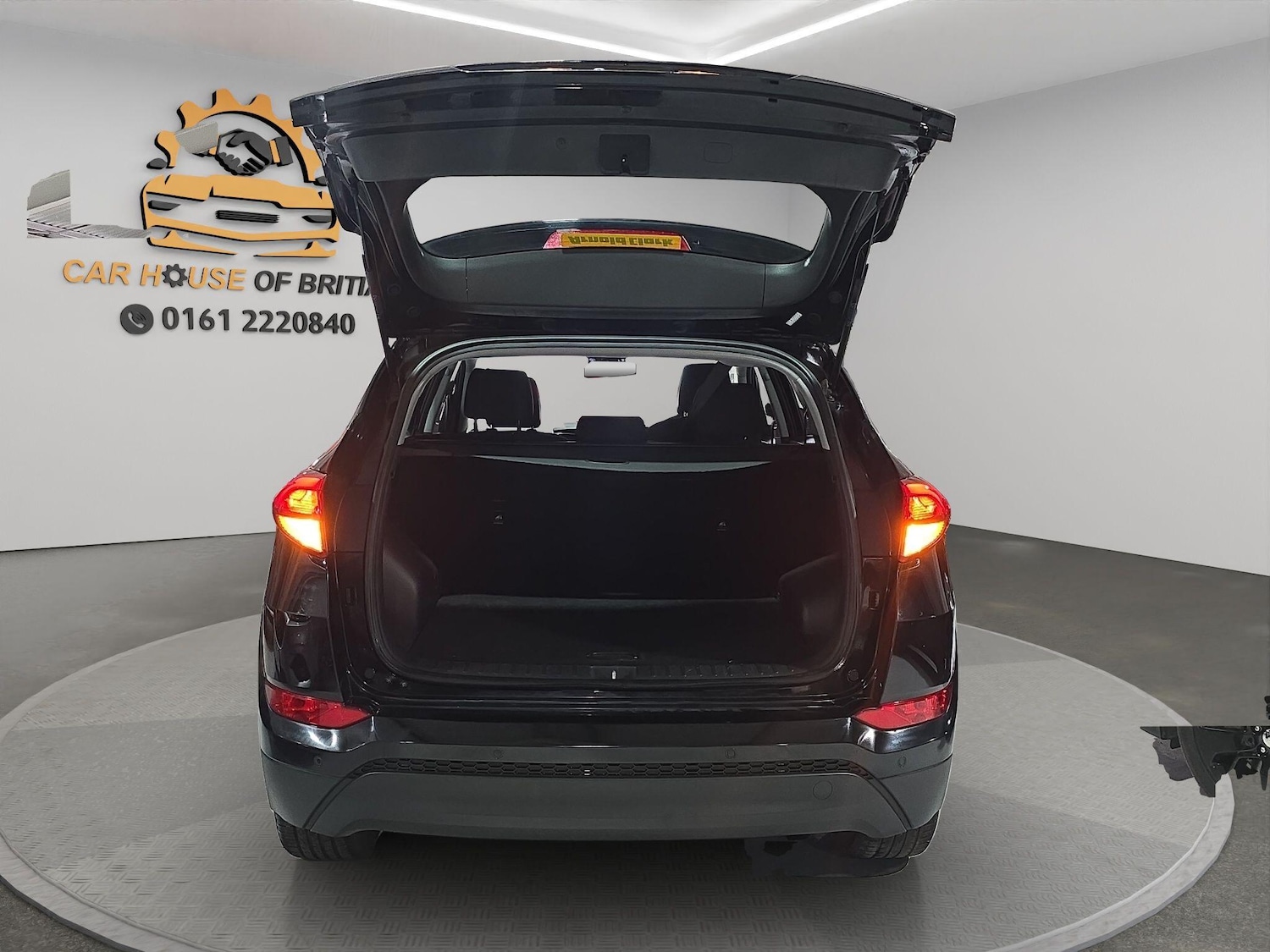 Used Hyundai TUCSON 2018 for sale - 77549589: Photo 10