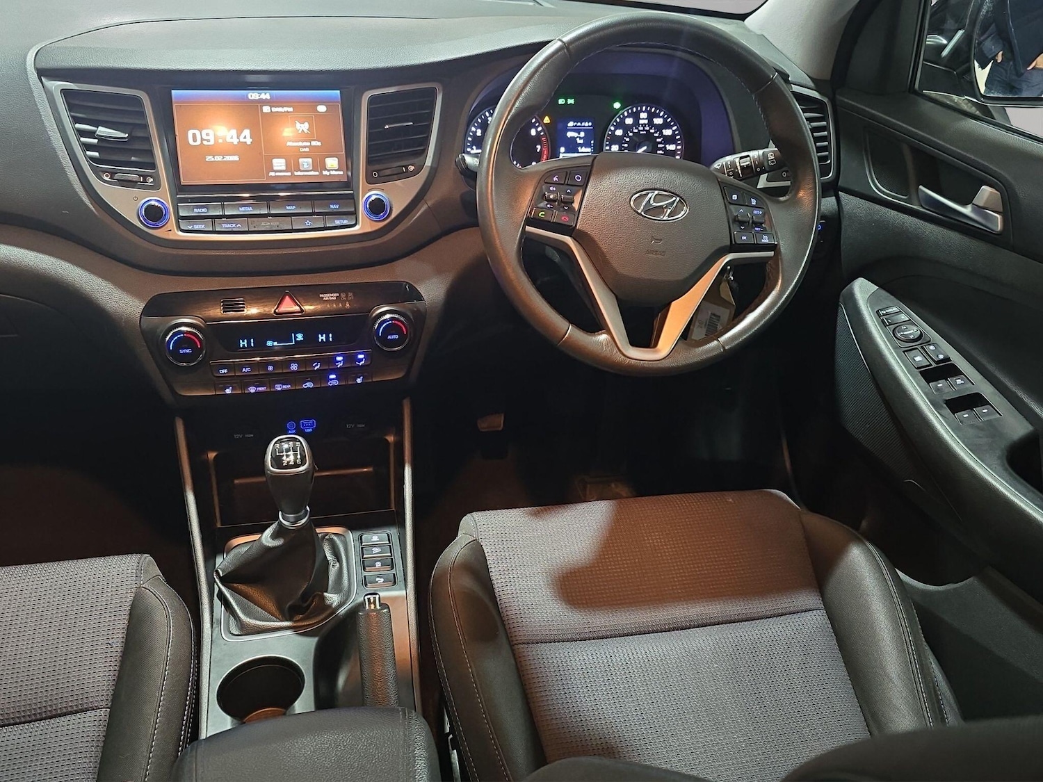 Used Hyundai TUCSON 2018 for sale - 77549589: Photo 15