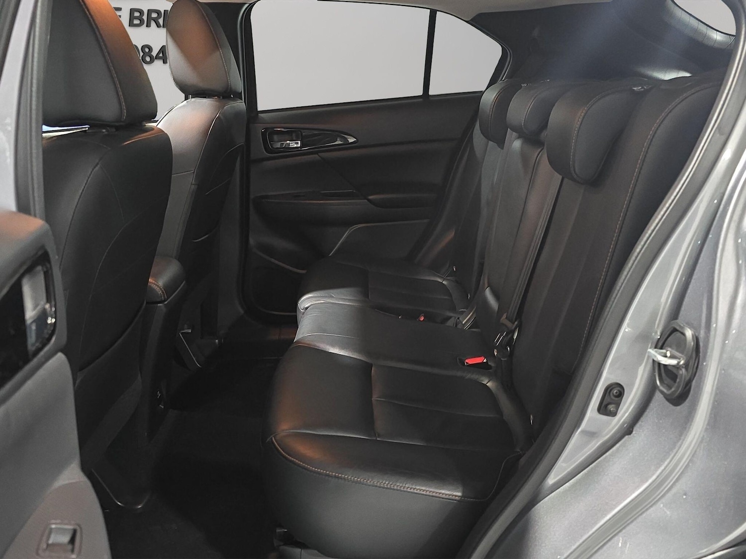 Used Mitsubishi Eclipse Cross 2018 for sale - 77040082: Photo 15