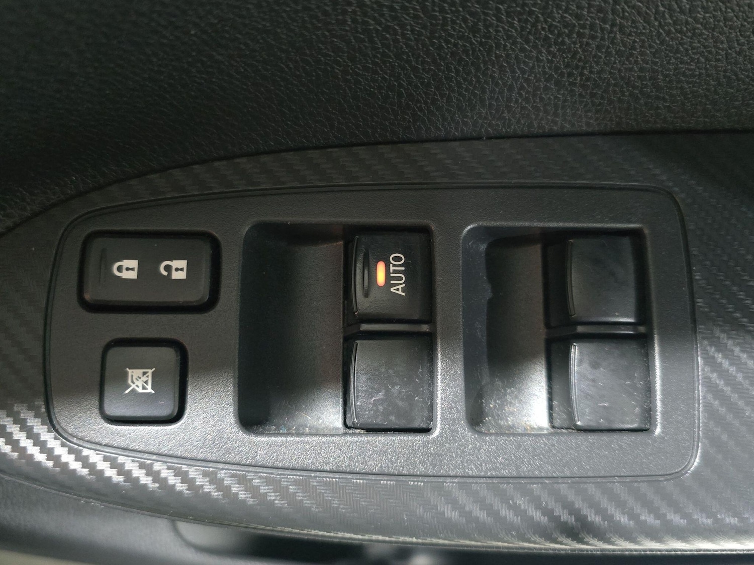 Used Mitsubishi Eclipse Cross 2018 for sale - 77040082: Photo 19