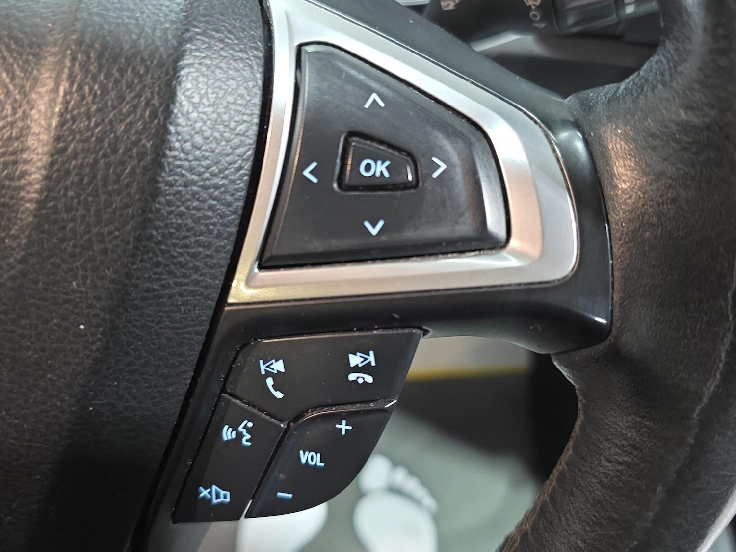 Used Ford Mondeo 2016 for sale - 76832491: Photo 25