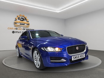 Used Jaguar XE 2018 for sale - 77784428: Photo