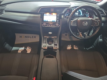 Used Honda Civic 2018 for sale - 79464273: Photo