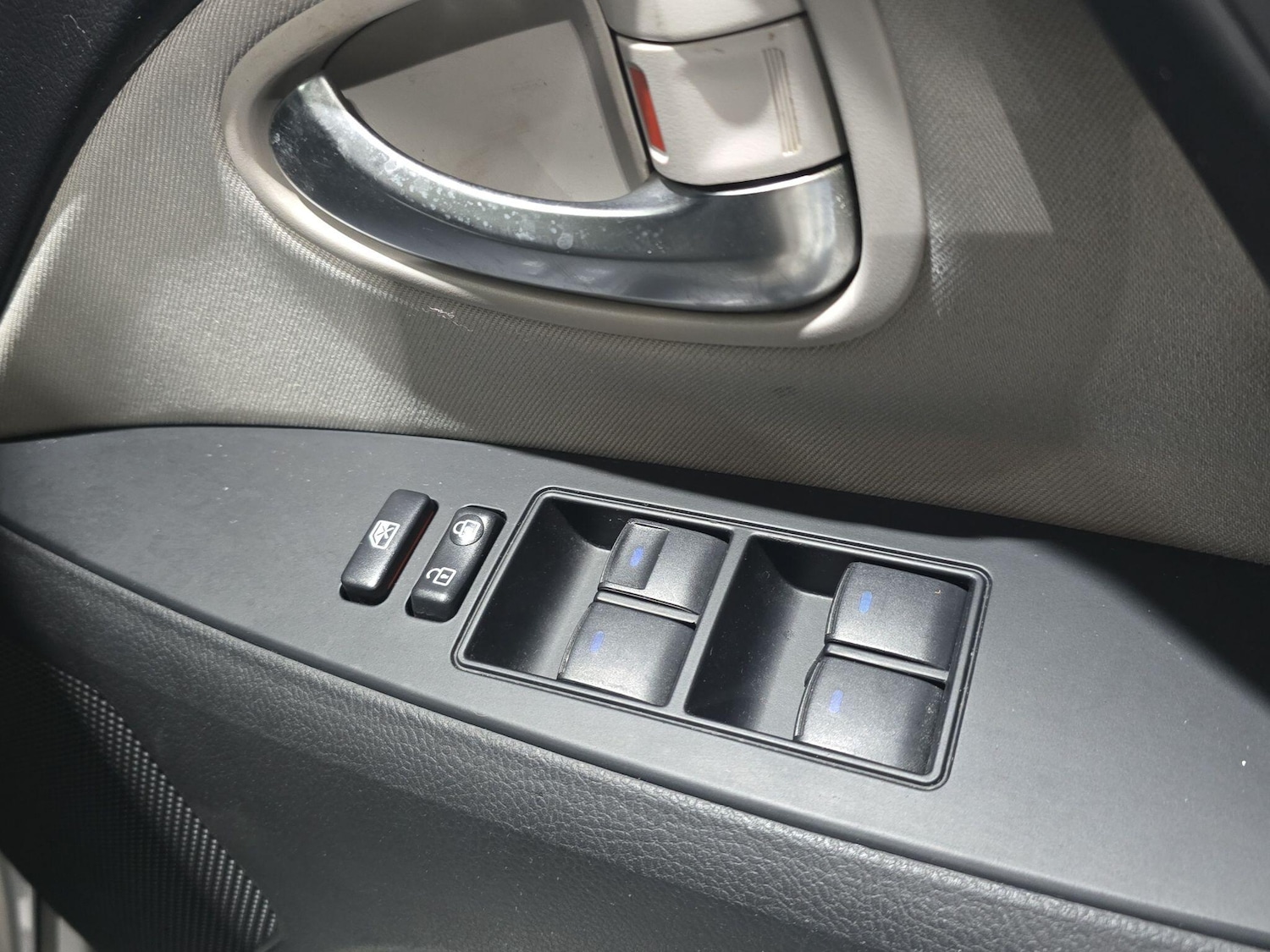 Used Toyota Avensis 2016 for sale - 76866580: Photo 31