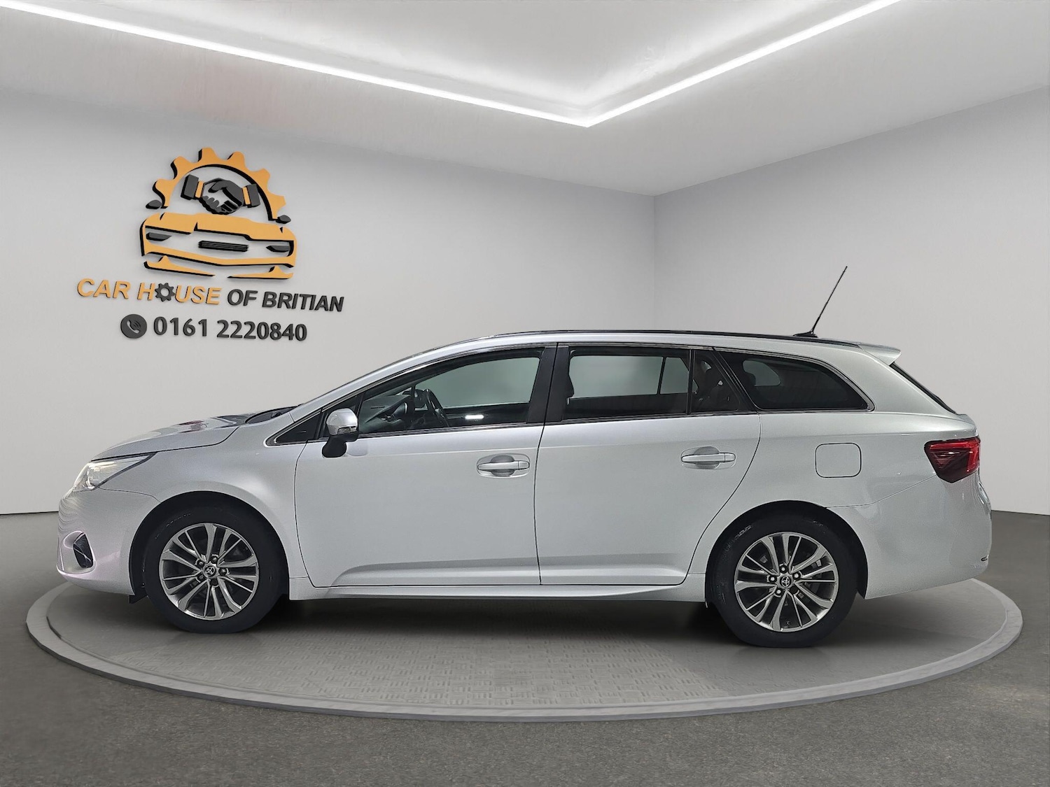 Used Toyota Avensis 2016 for sale - 76866580: Photo 5