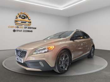 2015 (15) - D2 Cross Country Lux 5dr Powershift
