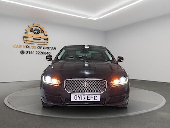 Used Jaguar XE 2017 for sale - 77377288: Photo