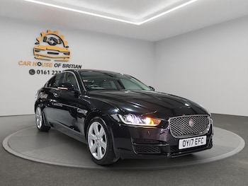 Used Jaguar XE 2017 for sale - 77377288: Photo