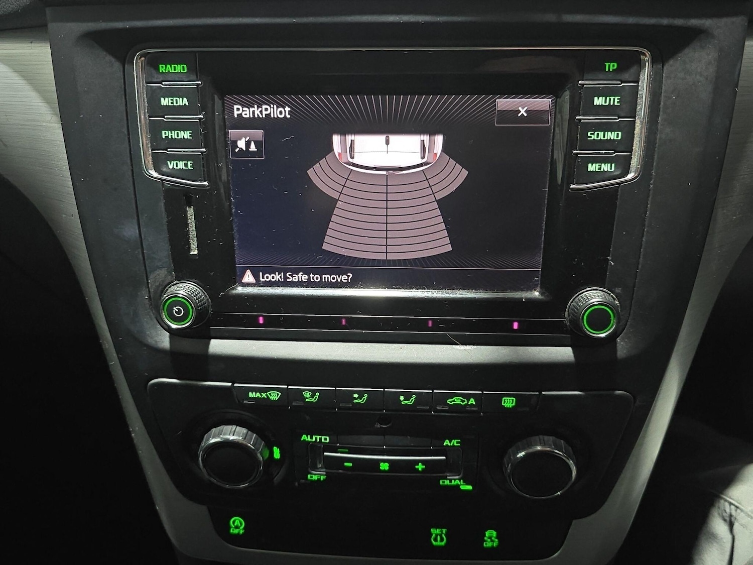 Used Skoda Yeti 2017 for sale - 77612832: Photo 13