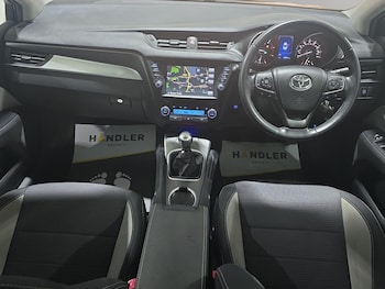 Used Toyota Avensis 2017 for sale - 76561628: Photo