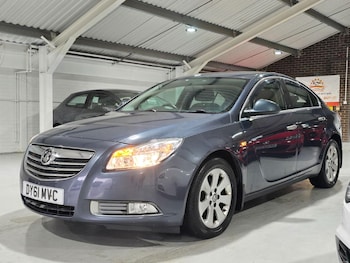 2011 (61) - 2.0 CDTi SRi [160] 5dr