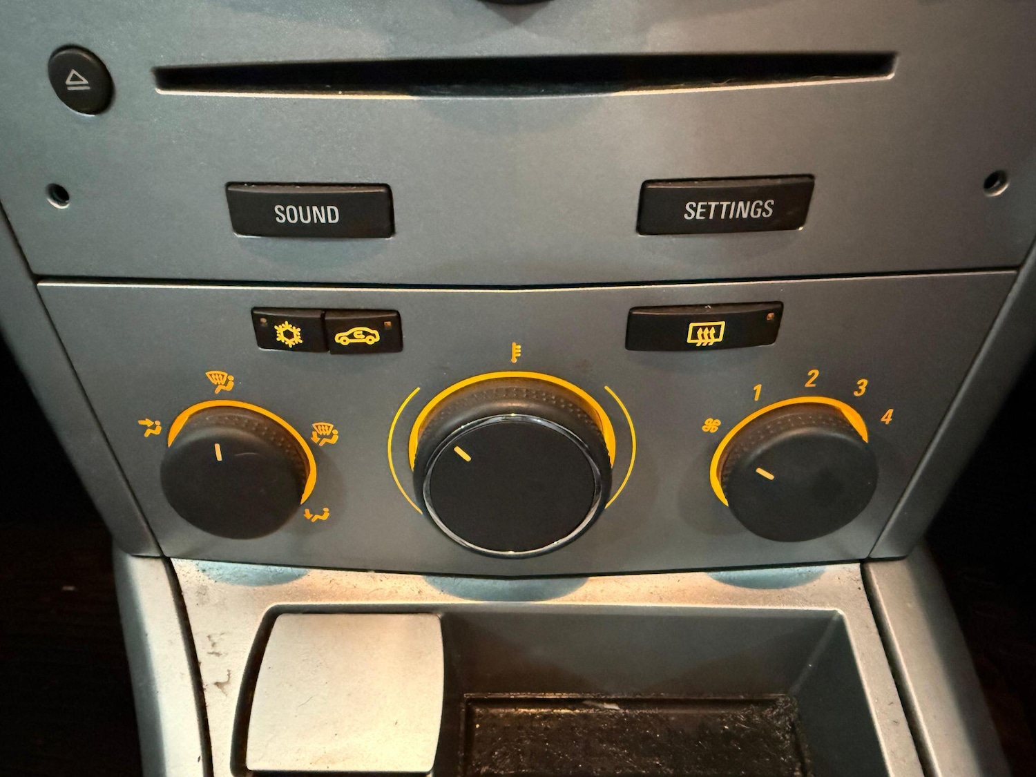 Used Vauxhall Astra 2010 for sale - 77598794: Photo 12