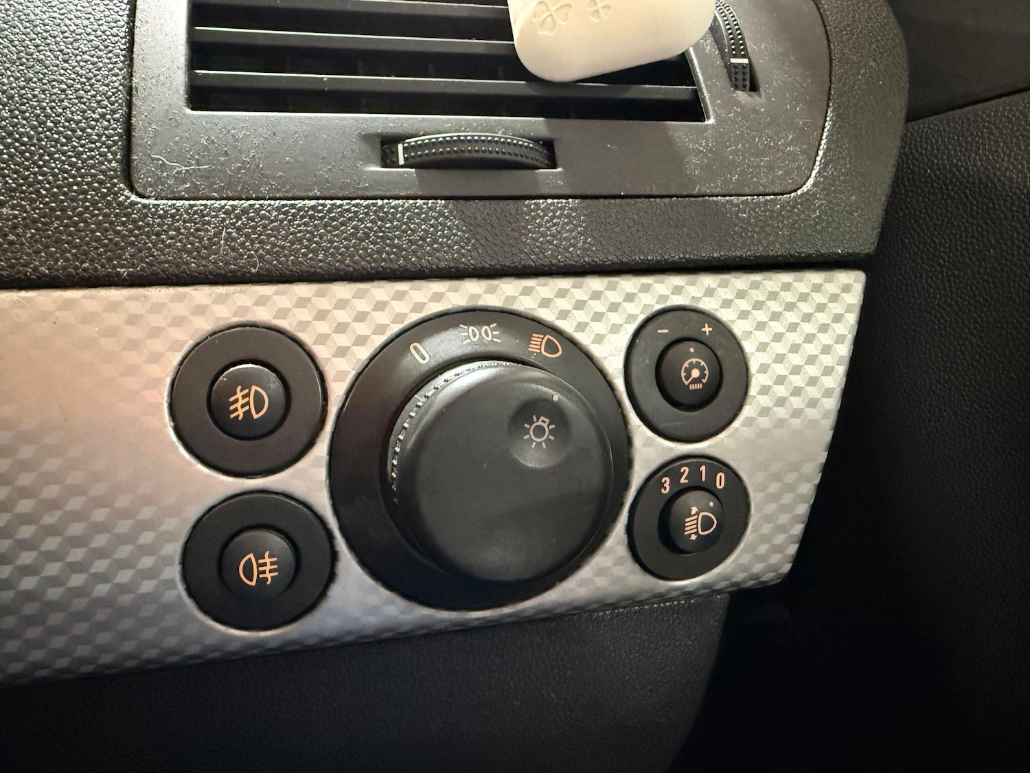 Used Vauxhall Astra 2010 for sale - 77598794: Photo 19