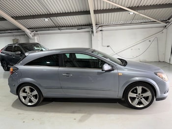 Used Vauxhall Astra 2010 for sale - 77598794: Photo