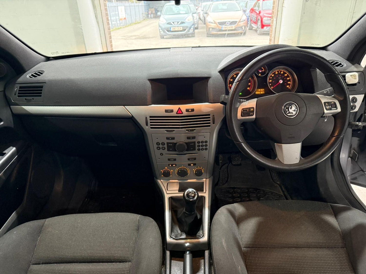 Used Vauxhall Astra 2010 for sale - 77598794: Photo 9