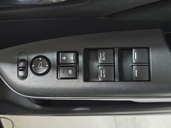 Used Honda CR-V 2017 for sale - 74280222: Photo 24