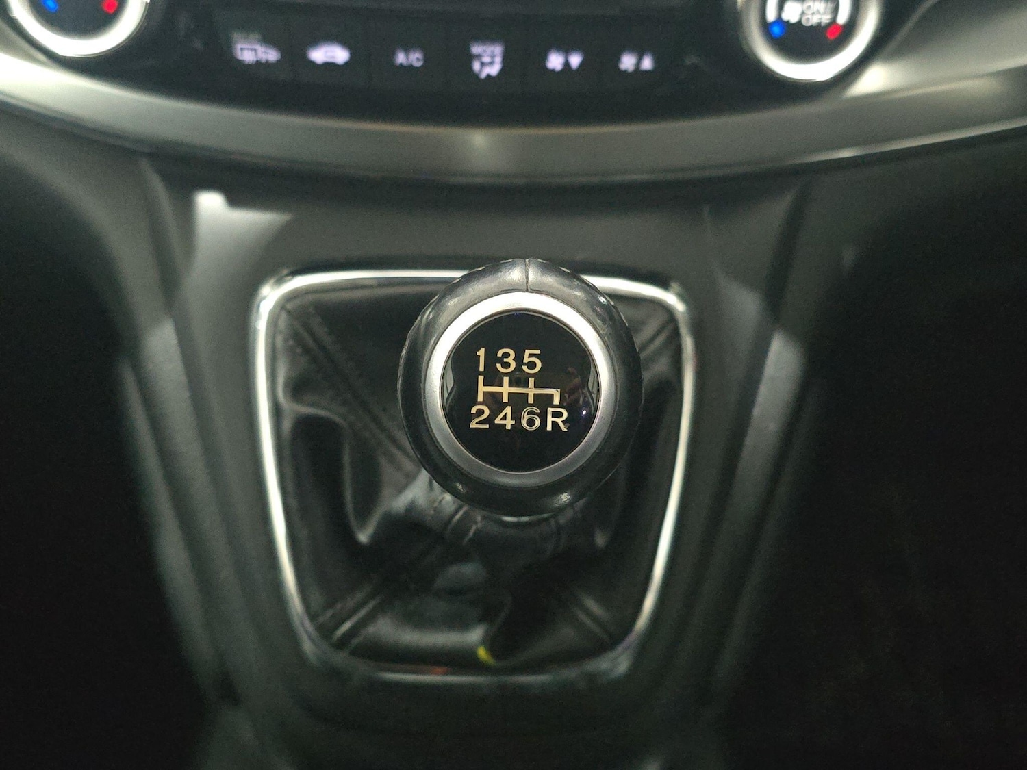 Used Honda CR-V 2015 for sale - 77174460: Photo 22