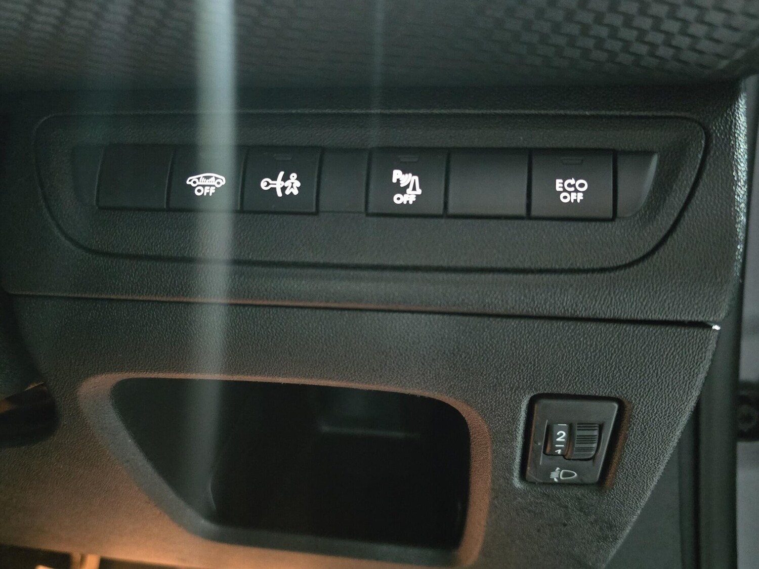 Used Peugeot 2008 2018 for sale - 77550774: Photo 18