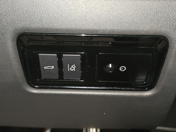 Used Jaguar XF 2016 for sale - 76152299: Photo 32