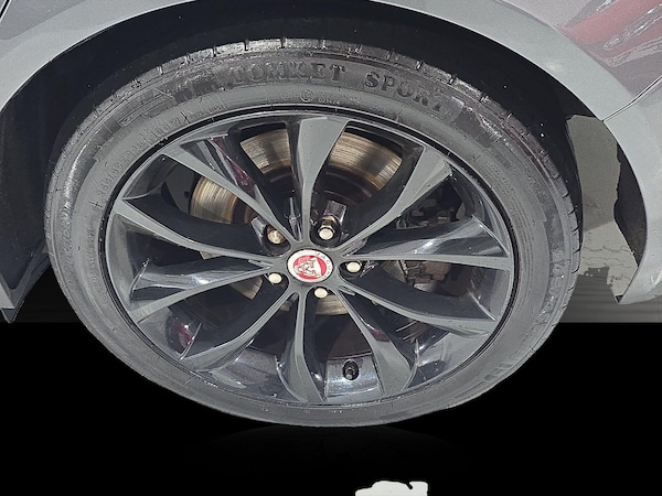Used Jaguar XF 2016 for sale - 76152299: Photo 36