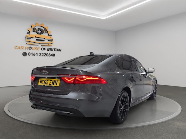 Used Jaguar XF 2016 for sale - 76152299: Photo 5