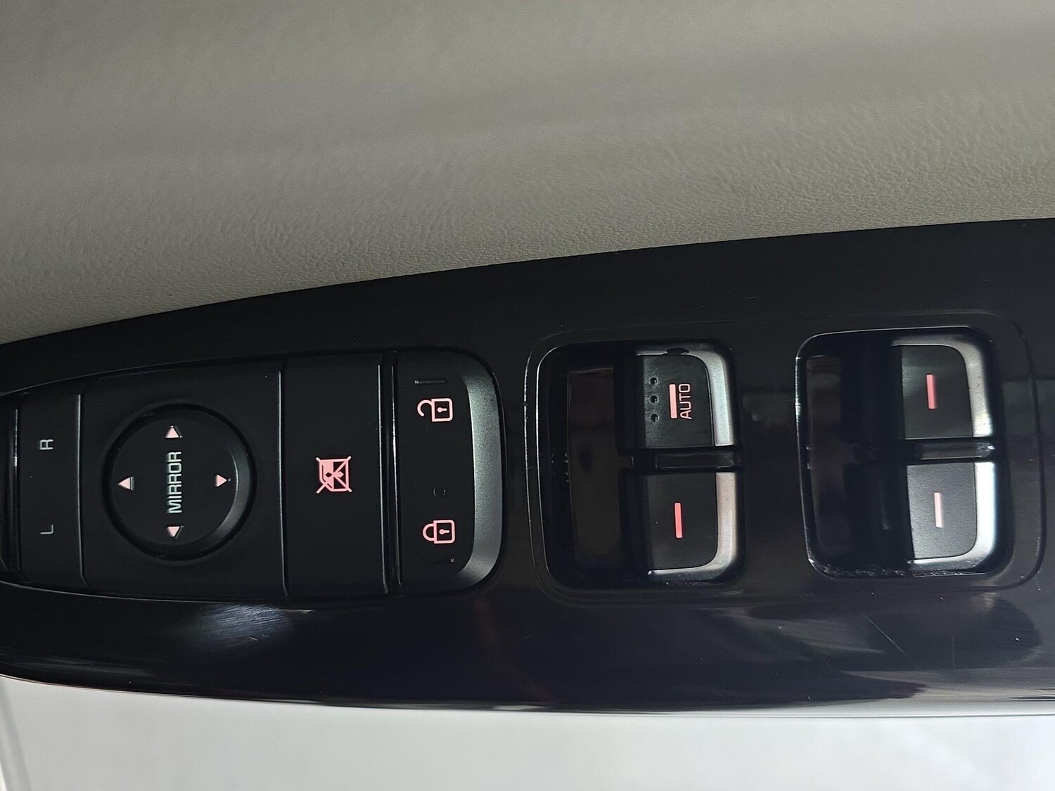 Used Kia Sportage 2018 for sale - 77468632: Photo 27