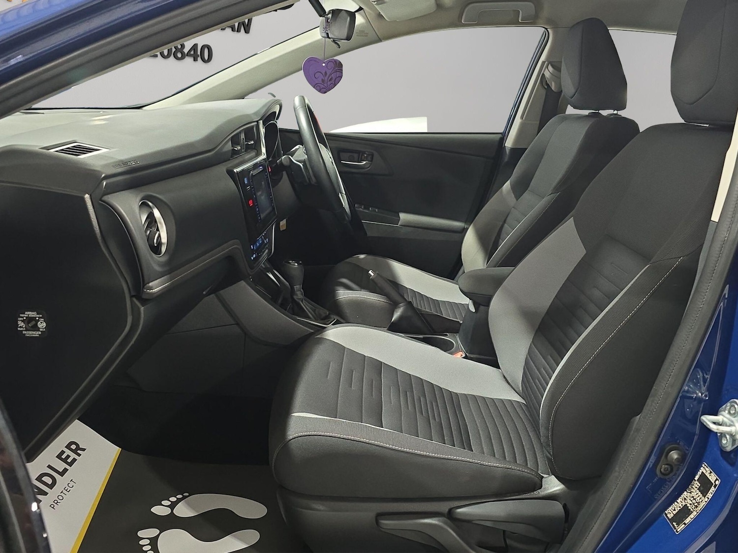 Used Toyota Auris 2017 for sale - 76832605: Photo 13