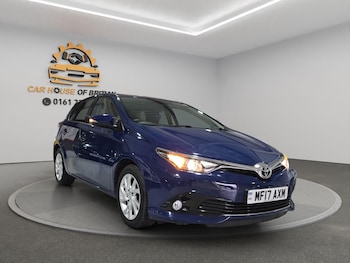 Used Toyota Auris 2017 for sale - 76832605: Photo