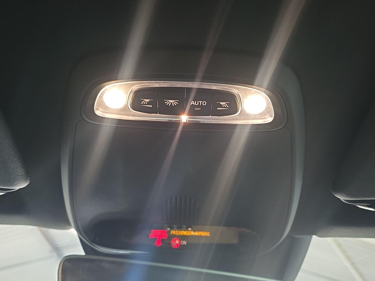 Used Volvo V40 2019 for sale - 76953069: Photo 21