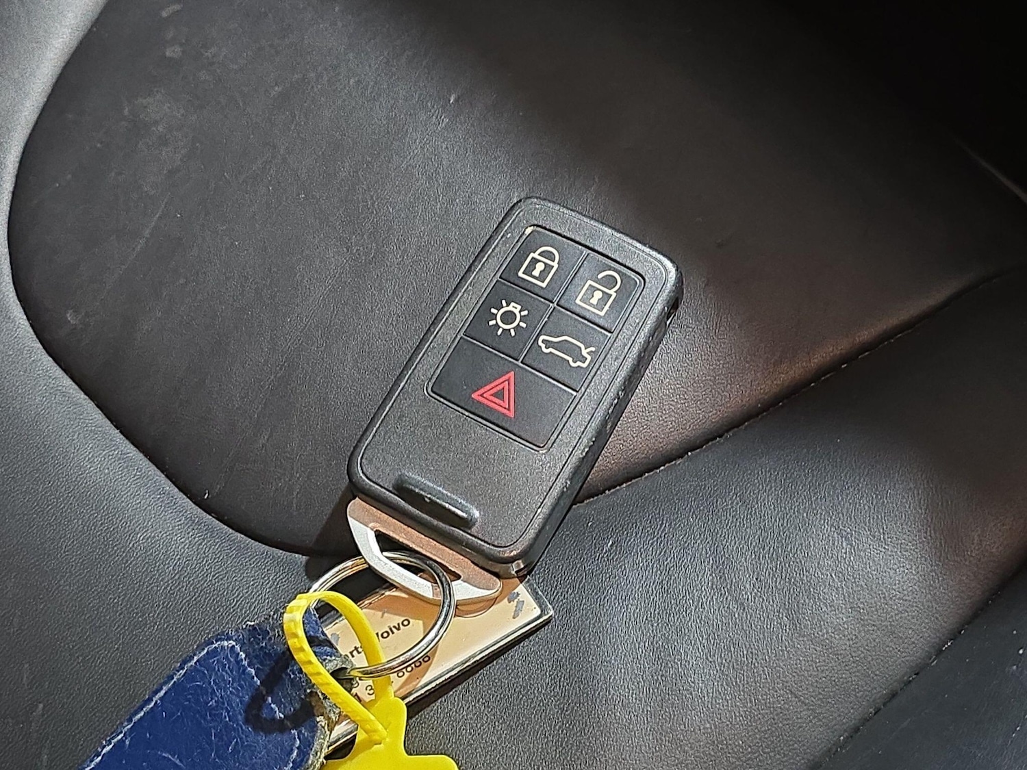 Used Volvo V40 2019 for sale - 76953069: Photo 33