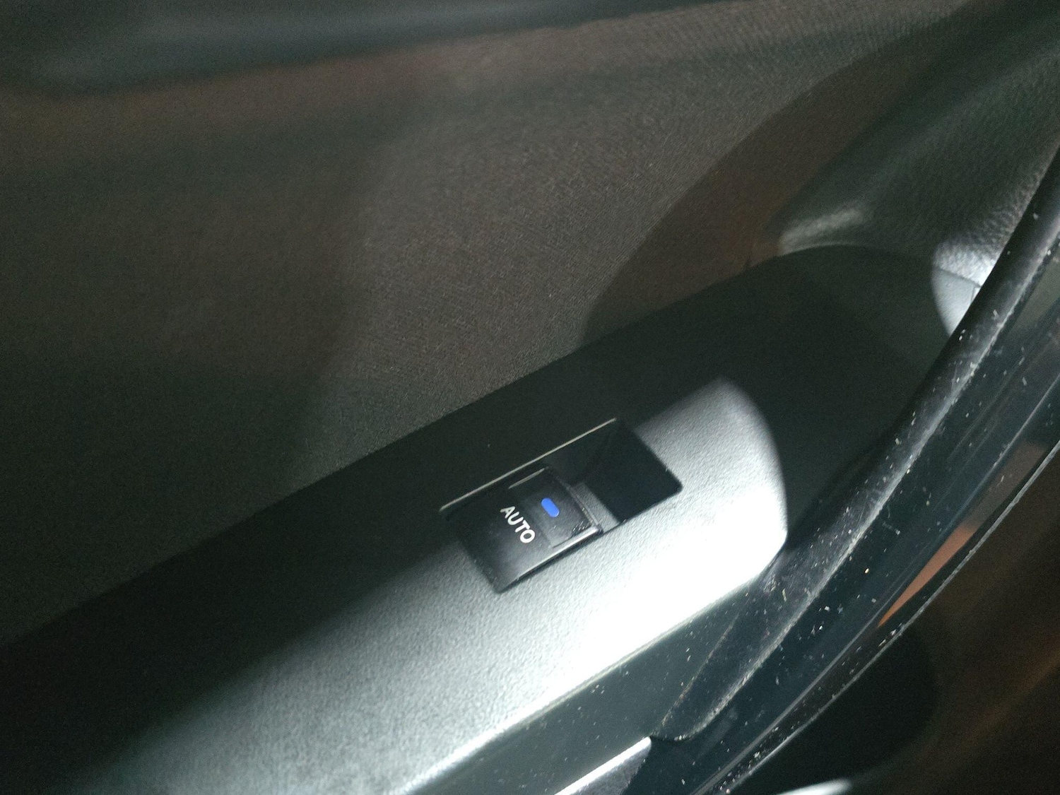 Used Toyota Auris 2018 for sale - 76997349: Photo 32