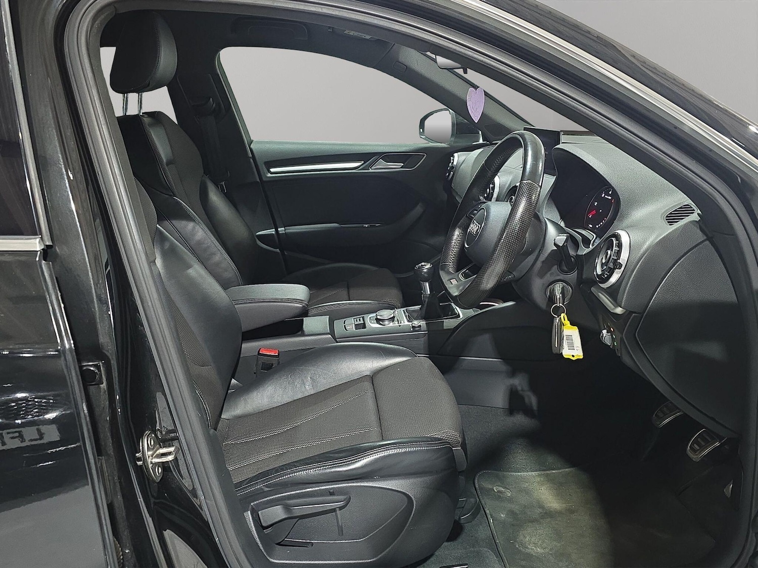 Used Audi A3 2016 for sale - 77377306: Photo 11