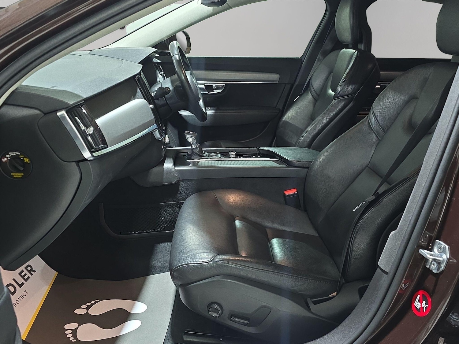 Used Volvo S90 for sale - 76992369: Photo 13