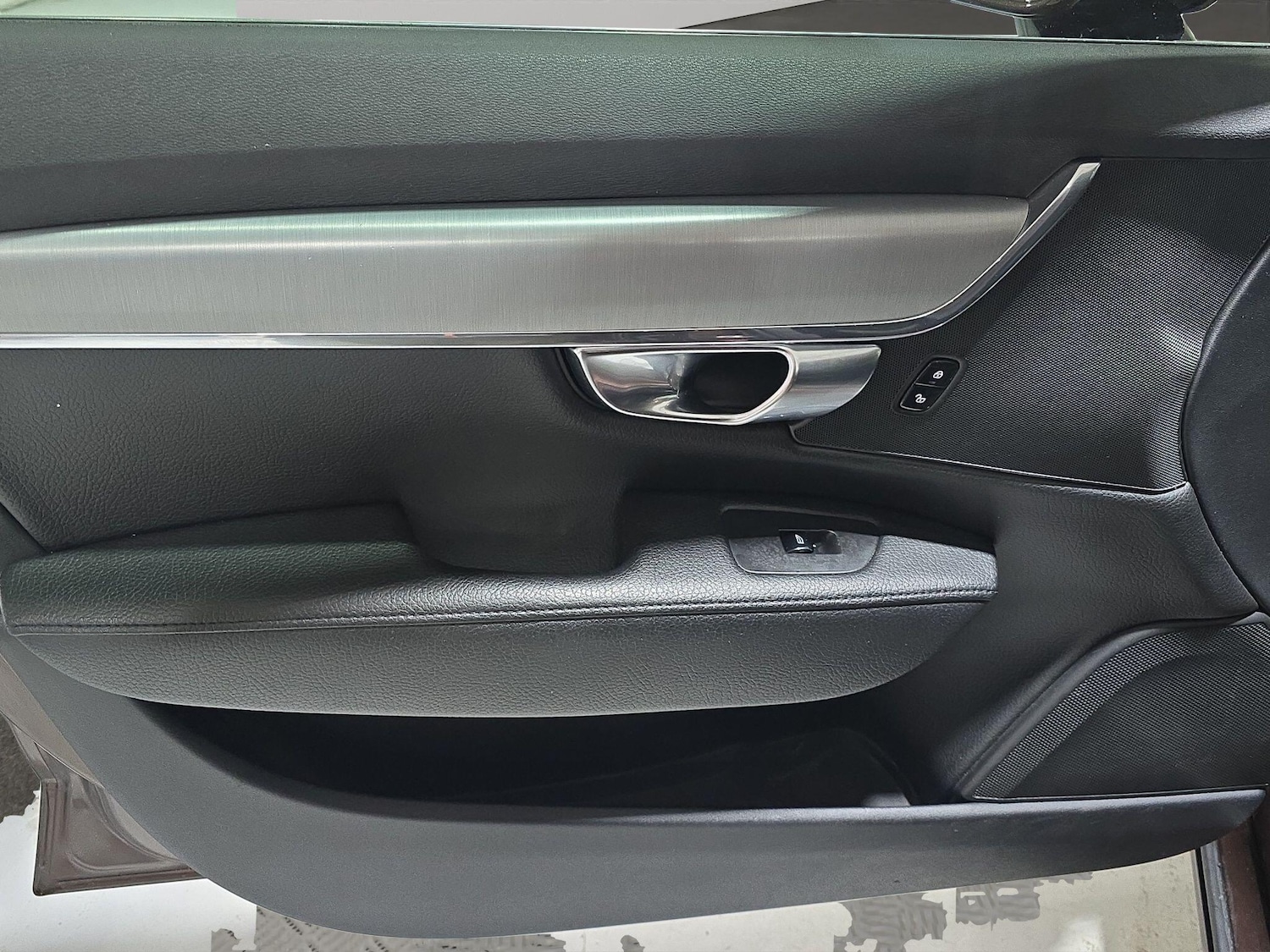 Used Volvo S90 for sale - 76992369: Photo 25