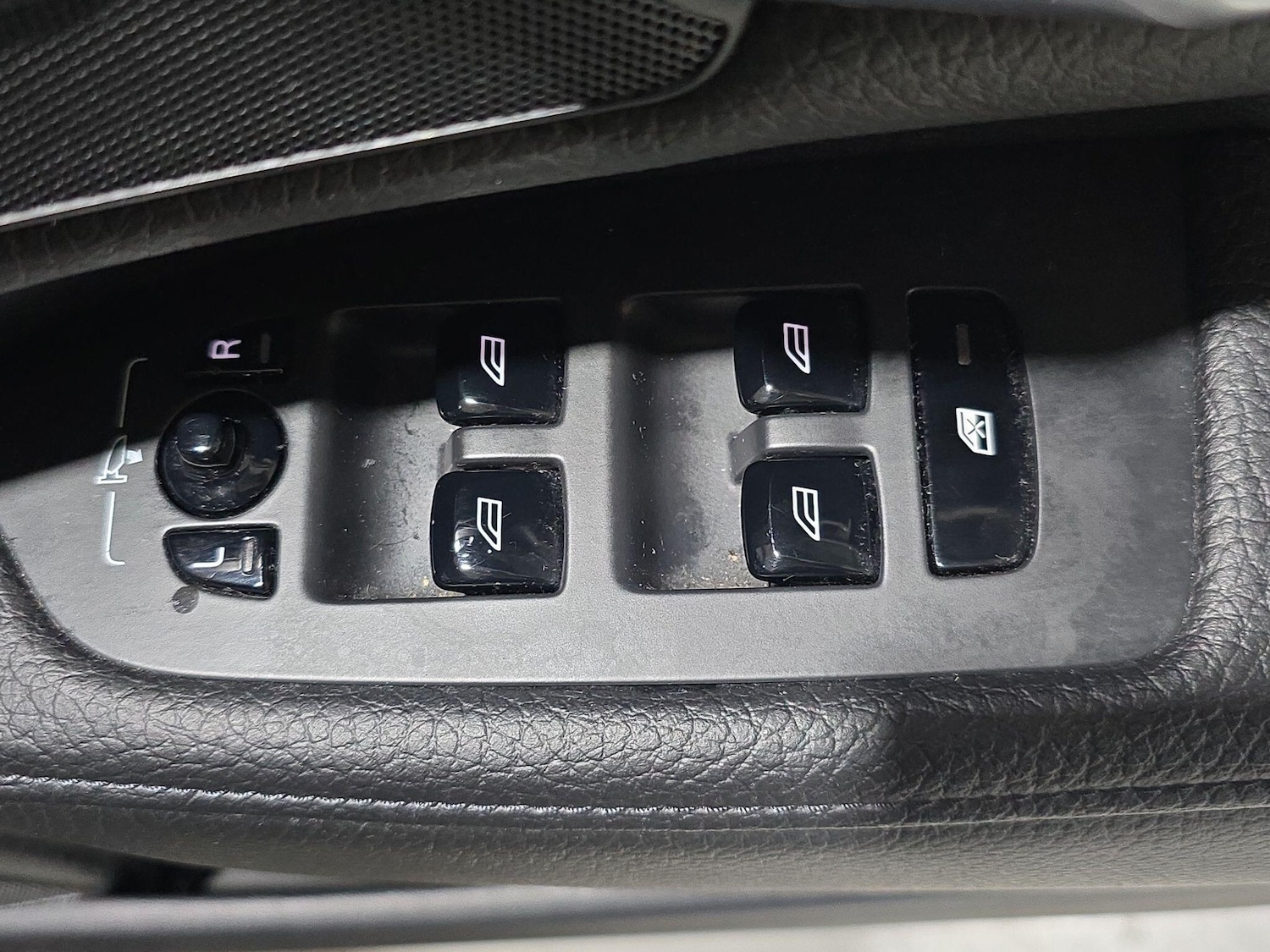 Used Volvo S90 for sale - 76992369: Photo 26