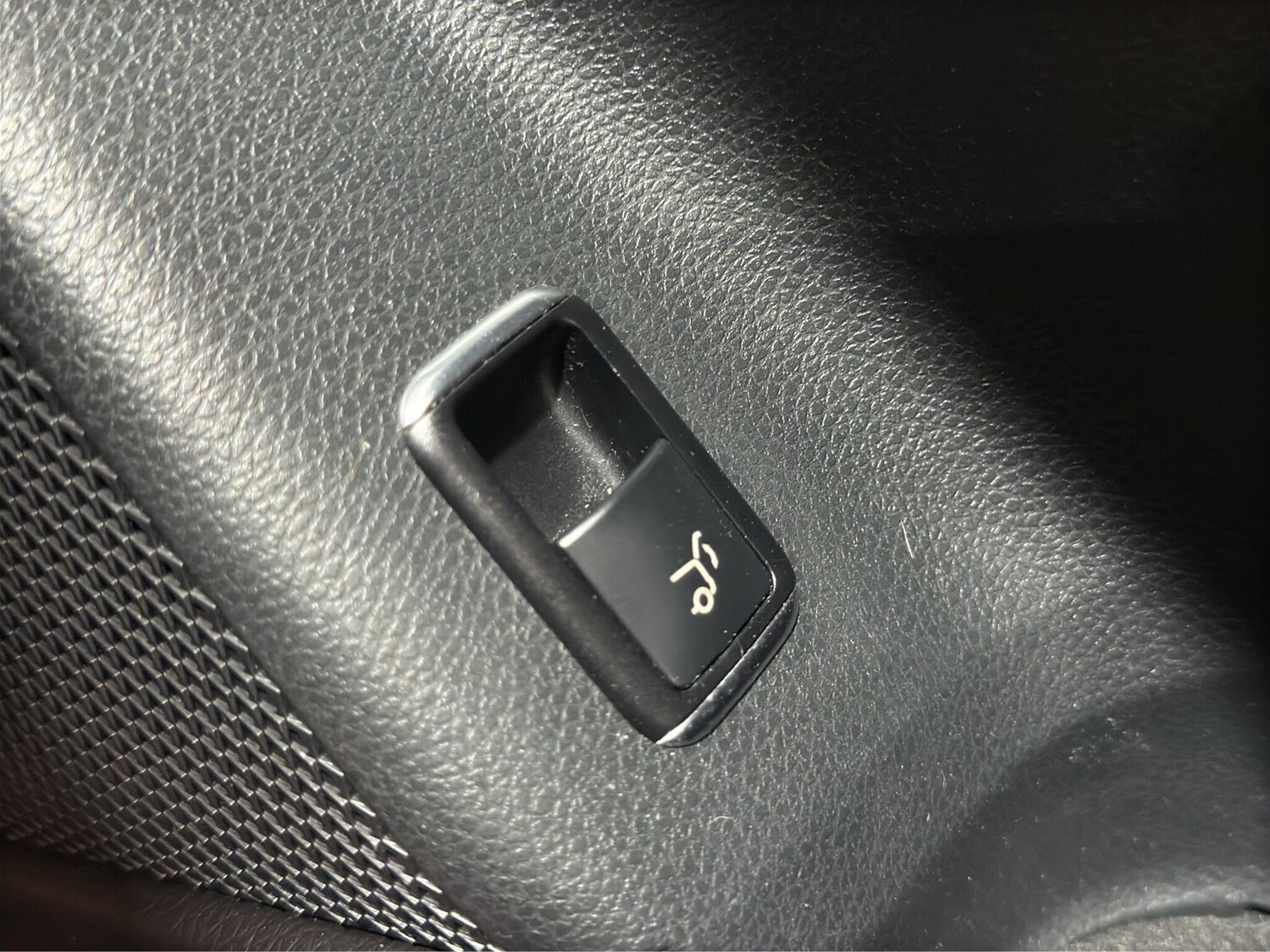 Used Mercedes-Benz GLA for sale - 77939680: Photo 28