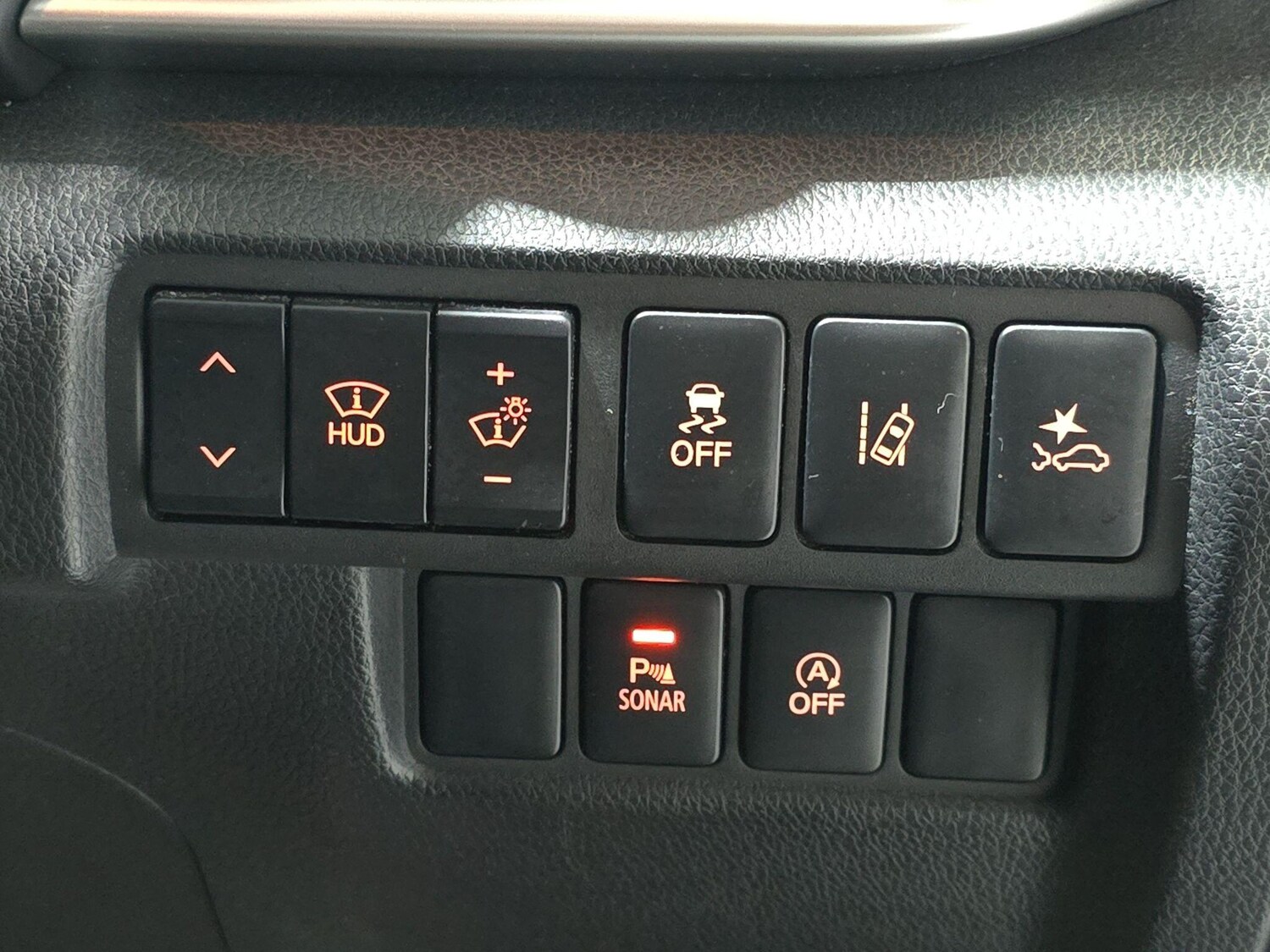 Used Mitsubishi Eclipse Cross 2018 for sale - 76408900: Photo 23