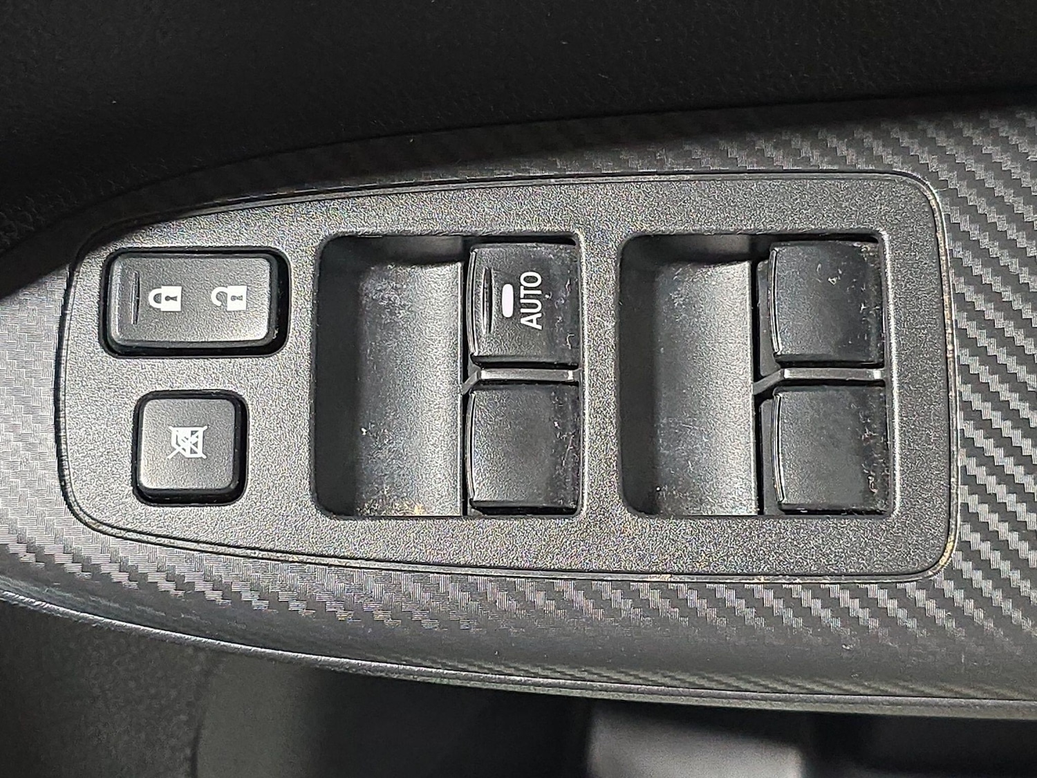 Used Mitsubishi Eclipse Cross 2018 for sale - 76408900: Photo 24